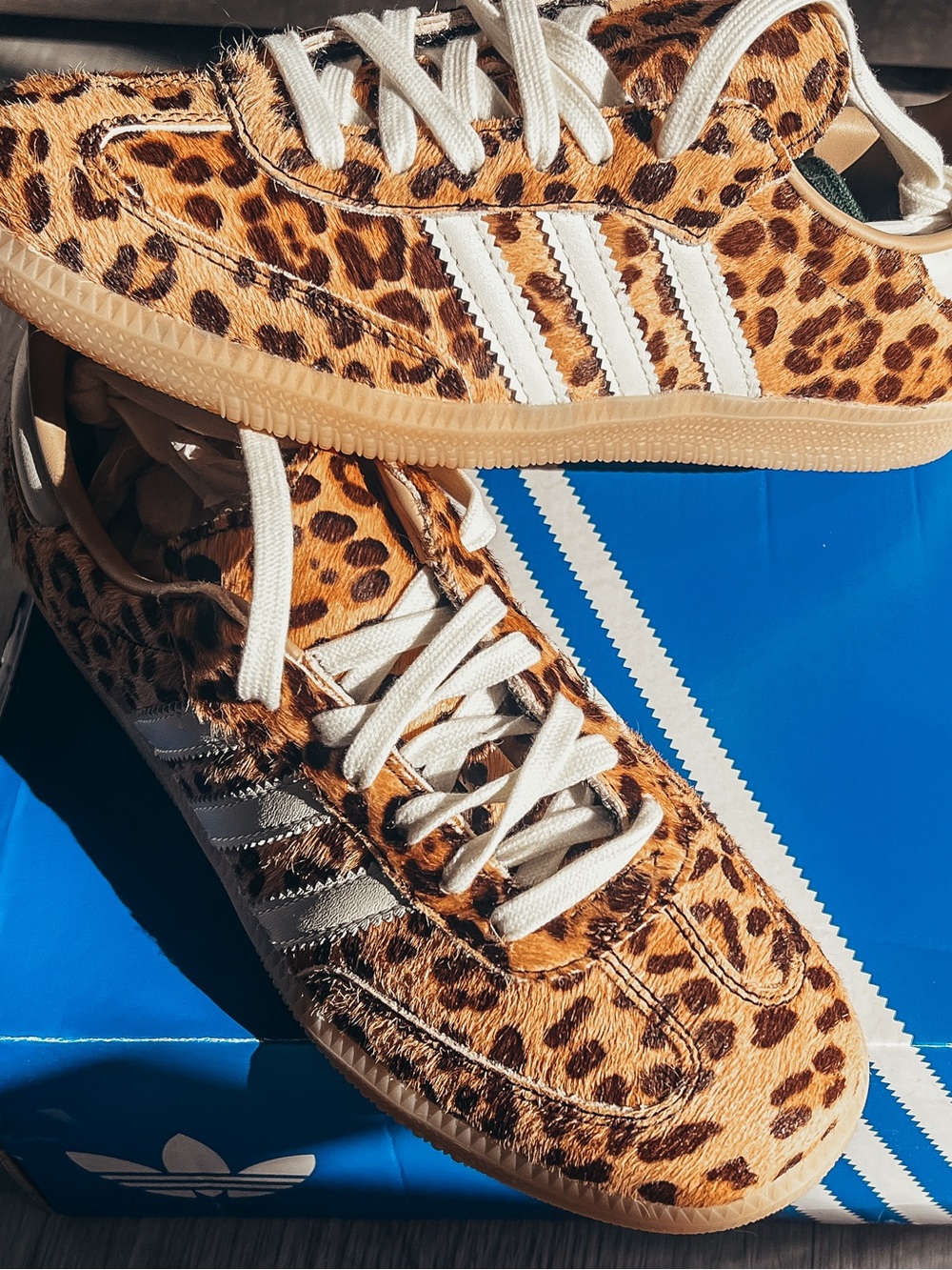 NWT adidas samba Leopard Print Sneakers with White Stripes